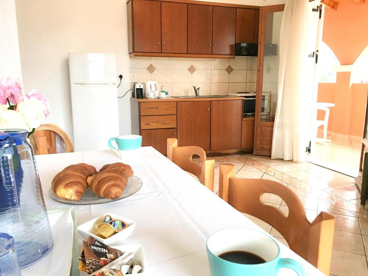 Porto Kassiopi Apartments Екстериор снимка