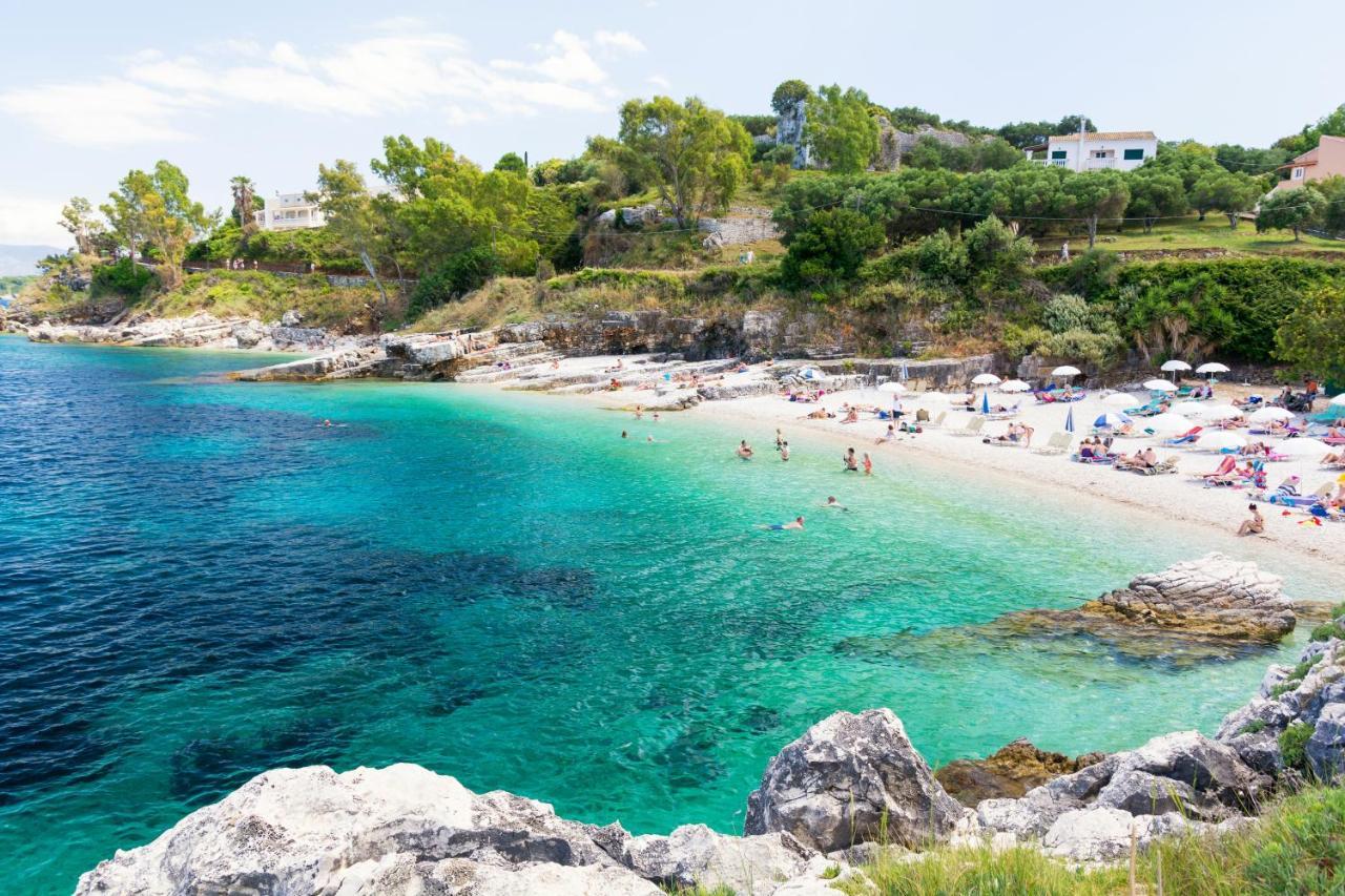 Porto Kassiopi Apartments Екстериор снимка