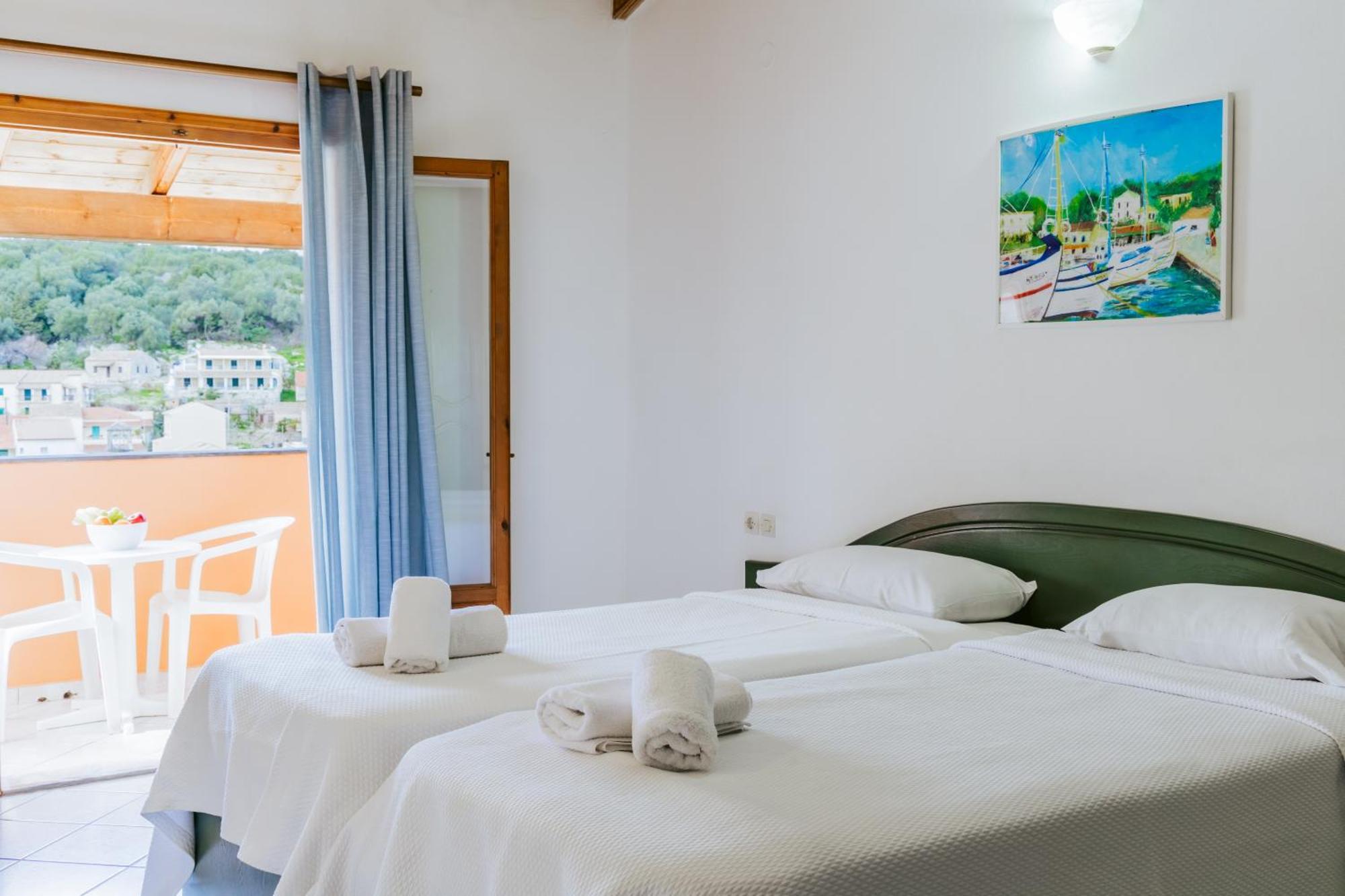 Porto Kassiopi Apartments Екстериор снимка