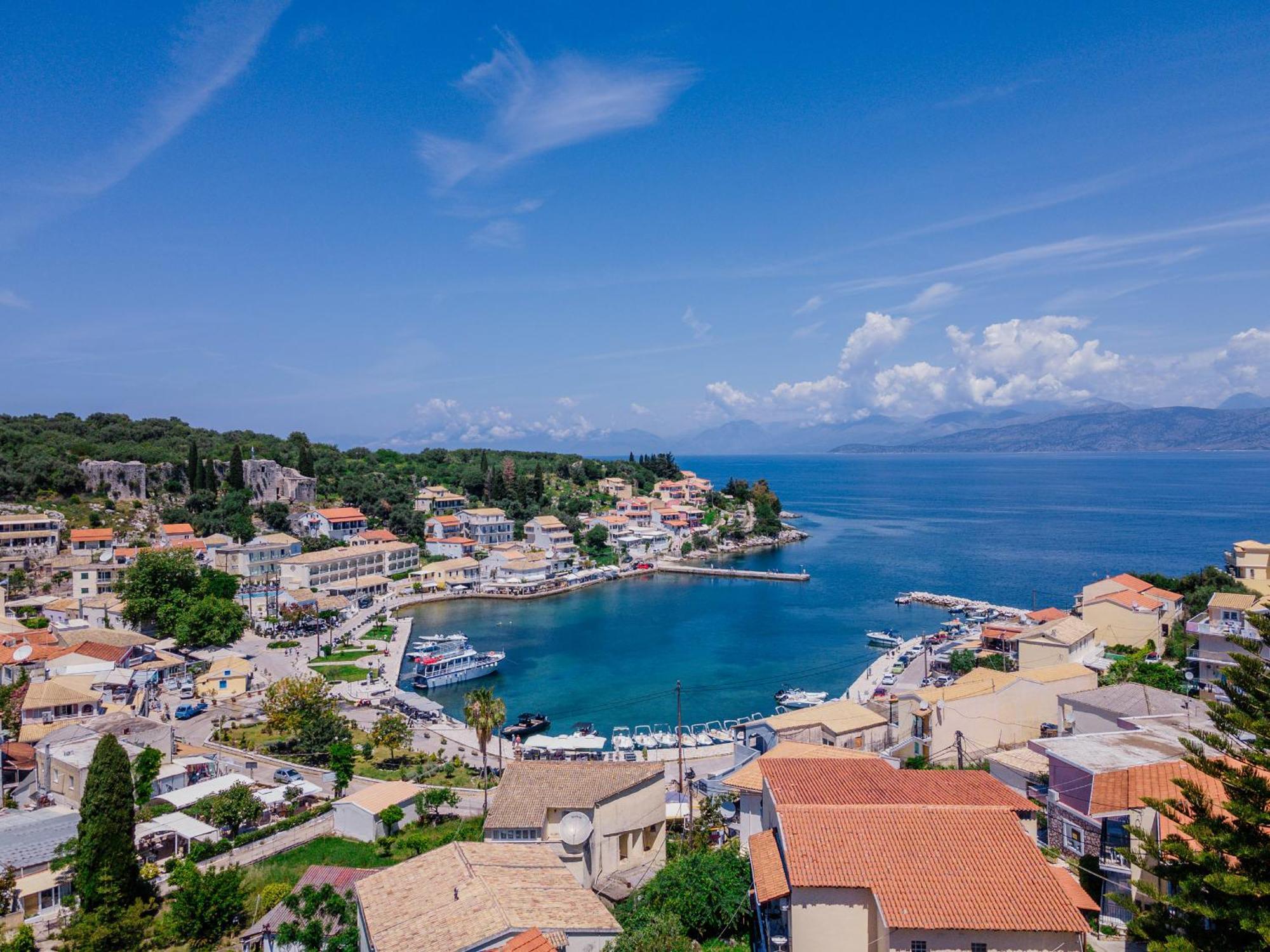 Porto Kassiopi Apartments Екстериор снимка